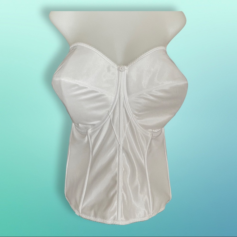 DOMINIQUE white corset with boning size 52F